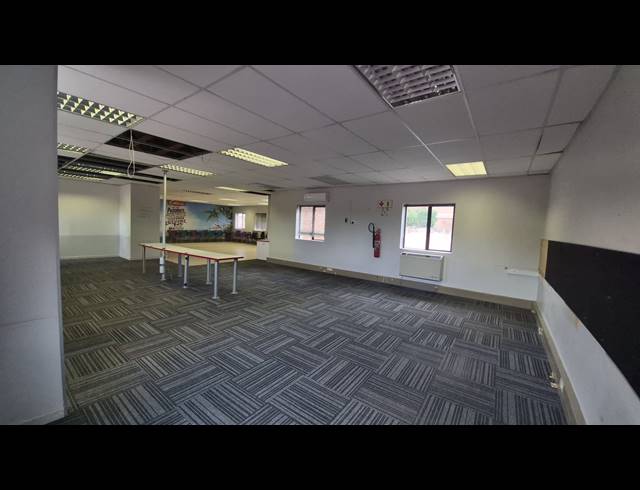 197M² OFFICE TO LET IN BEDFORDVIEW